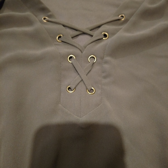 Iz byer dress - Picture 5 of 5